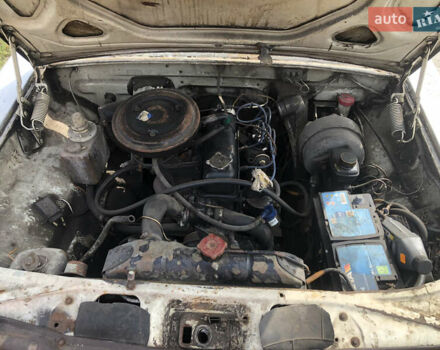 Белый ГАЗ 24-10 Волга, объемом двигателя 2.4 л и пробегом 111 тыс. км за 384 $, фото 11 на Automoto.ua