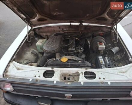 Белый ГАЗ 24-10 Волга, объемом двигателя 2.4 л и пробегом 50 тыс. км за 1000 $, фото 4 на Automoto.ua