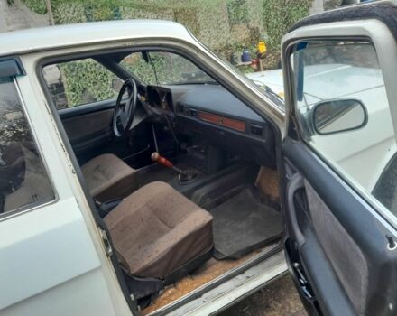 Белый ГАЗ 24-10 Волга, объемом двигателя 2.4 л и пробегом 150 тыс. км за 950 $, фото 12 на Automoto.ua