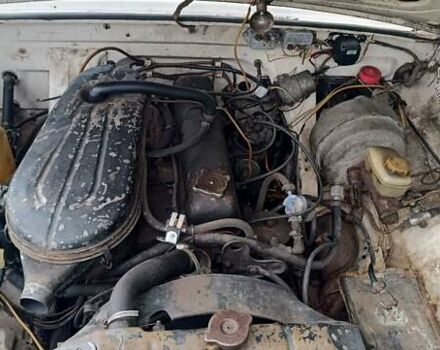 Білий ГАЗ 24-10 Волга, об'ємом двигуна 2.45 л та пробігом 20 тис. км за 600 $, фото 10 на Automoto.ua