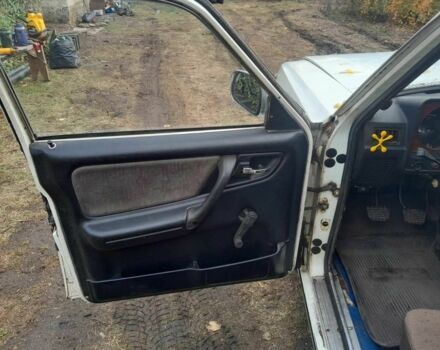 Белый ГАЗ 24-10 Волга, объемом двигателя 2.4 л и пробегом 150 тыс. км за 950 $, фото 13 на Automoto.ua