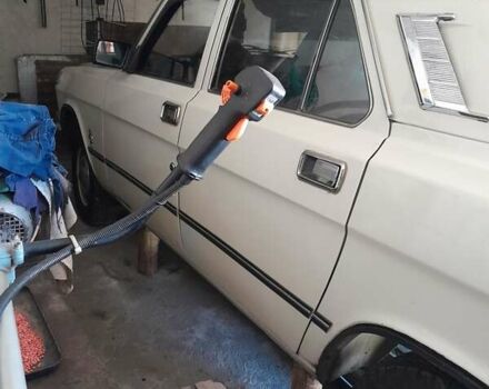 Білий ГАЗ 24-10 Волга, об'ємом двигуна 2.45 л та пробігом 123 тис. км за 1185 $, фото 10 на Automoto.ua
