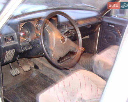 Белый ГАЗ 24-10 Волга, объемом двигателя 2.4 л и пробегом 135 тыс. км за 1500 $, фото 7 на Automoto.ua