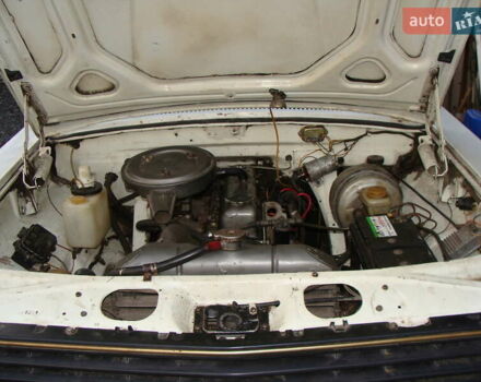 Белый ГАЗ 24-10 Волга, объемом двигателя 2.4 л и пробегом 135 тыс. км за 1500 $, фото 4 на Automoto.ua