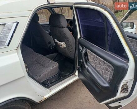 Белый ГАЗ 24-10 Волга, объемом двигателя 2.45 л и пробегом 450 тыс. км за 1200 $, фото 12 на Automoto.ua