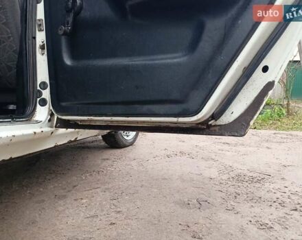 Белый ГАЗ 24-10 Волга, объемом двигателя 2.45 л и пробегом 450 тыс. км за 1200 $, фото 11 на Automoto.ua