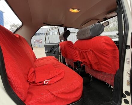 Белый ГАЗ 24-10 Волга, объемом двигателя 2.4 л и пробегом 15 тыс. км за 6000 $, фото 15 на Automoto.ua