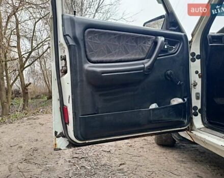 Белый ГАЗ 24-10 Волга, объемом двигателя 2.45 л и пробегом 450 тыс. км за 1200 $, фото 19 на Automoto.ua