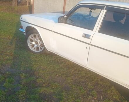 Белый ГАЗ 24-10 Волга, объемом двигателя 2.4 л и пробегом 588 тыс. км за 710 $, фото 2 на Automoto.ua