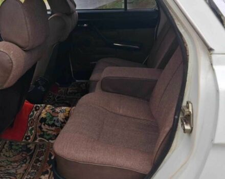 Белый ГАЗ 24-10 Волга, объемом двигателя 2.45 л и пробегом 30 тыс. км за 2500 $, фото 12 на Automoto.ua