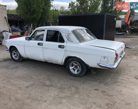 Белый ГАЗ 24-10 Волга, объемом двигателя 2.4 л и пробегом 300 тыс. км за 409 $, фото 2 на Automoto.ua