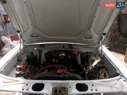 Белый ГАЗ 24-10 Волга, объемом двигателя 0 л и пробегом 200 тыс. км за 1000 $, фото 1 на Automoto.ua