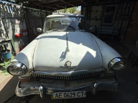 ГАЗ 24-10 Волга 1968 у Дніпро (Дніпропетровську) на Automoto.ua Білий ГАЗ 24-10 Волга, об'ємом двигуна 0 л та пробігом 200 тис. км за 400 $, фото 1 на Automoto.ua