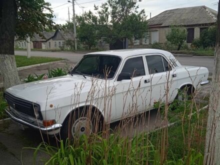 ГАЗ 24-10 Волга 1983 в Павлограде на Automoto.ua Белый ГАЗ 24-10 Волга, объемом двигателя 0 л и пробегом 100 тыс. км за 2500 $, фото 1 на Automoto.ua