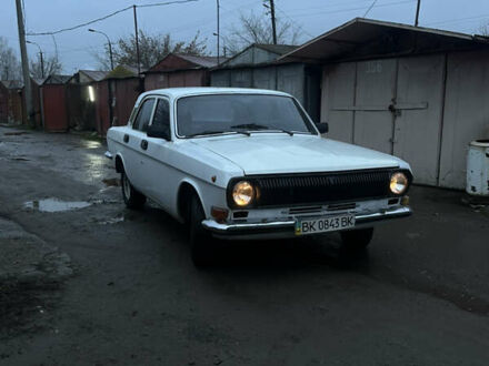Белый ГАЗ 24-10 Волга, объемом двигателя 2.4 л и пробегом 999 тыс. км за 850 $, фото 1 на Automoto.ua