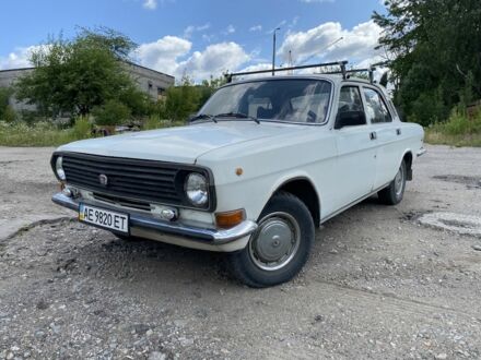 ГАЗ 24-10 Волга 1988 в Днепре (Днепропетровске) на Automoto.ua Белый ГАЗ 24-10 Волга, объемом двигателя 2.4 л и пробегом 96 тыс. км за 1500 $, фото 1 на Automoto.ua