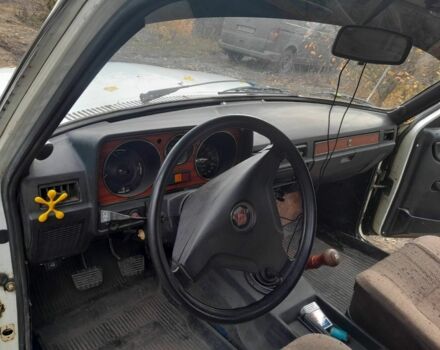 Белый ГАЗ 24-10 Волга, объемом двигателя 2.4 л и пробегом 150 тыс. км за 950 $, фото 1 на Automoto.ua