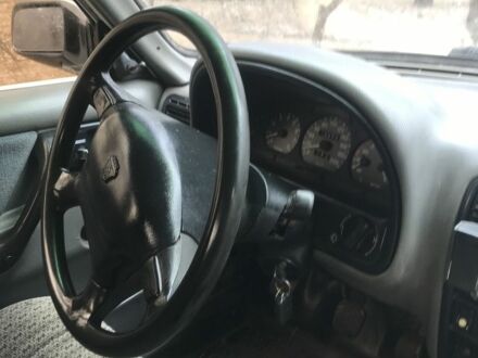 ГАЗ 24-10 Волга 1999 у Изюме на Automoto.ua Білий ГАЗ 24-10 Волга, об'ємом двигуна 2.5 л та пробігом 3 тис. км за 894 $, фото 1 на Automoto.ua