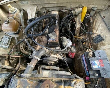 Бежевый ГАЗ 24-10 Волга, объемом двигателя 2.4 л и пробегом 200 тыс. км за 400 $, фото 6 на Automoto.ua