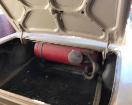 Бежевый ГАЗ 24-10 Волга, объемом двигателя 2.4 л и пробегом 125 тыс. км за 1000 $, фото 1 на Automoto.ua