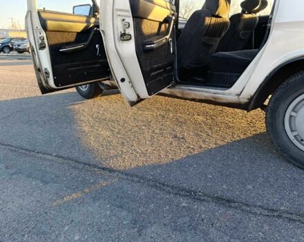 Бежевый ГАЗ 24-10 Волга, объемом двигателя 2.4 л и пробегом 22 тыс. км за 1000 $, фото 4 на Automoto.ua