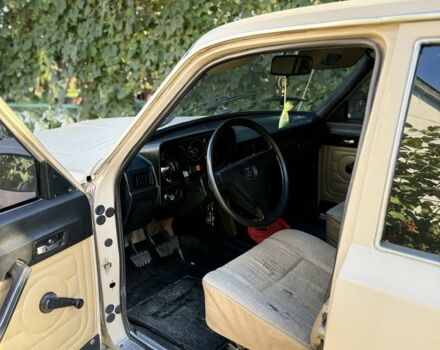 Бежевый ГАЗ 24-10 Волга, объемом двигателя 2.4 л и пробегом 85 тыс. км за 750 $, фото 2 на Automoto.ua