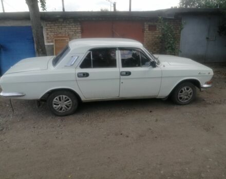 Белый ГАЗ 24, объемом двигателя 2 л и пробегом 2 тыс. км за 557 $, фото 2 на Automoto.ua