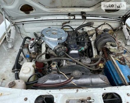 Білий ГАЗ 24, об'ємом двигуна 2.4 л та пробігом 100 тис. км за 1100 $, фото 3 на Automoto.ua