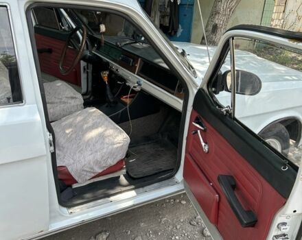 Белый ГАЗ 24, объемом двигателя 2.4 л и пробегом 96 тыс. км за 998 $, фото 5 на Automoto.ua