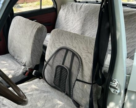 Белый ГАЗ 24, объемом двигателя 2.4 л и пробегом 96 тыс. км за 998 $, фото 11 на Automoto.ua