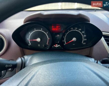 Белый ГАЗ 24, объемом двигателя 2.4 л и пробегом 200 тыс. км за 652 $, фото 7 на Automoto.ua