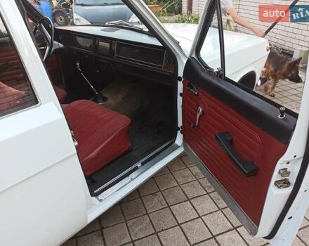 Белый ГАЗ 24, объемом двигателя 2.5 л и пробегом 32 тыс. км за 9999 $, фото 10 на Automoto.ua