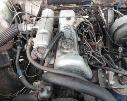 Білий ГАЗ 24, об'ємом двигуна 2 л та пробігом 200 тис. км за 750 $, фото 2 на Automoto.ua