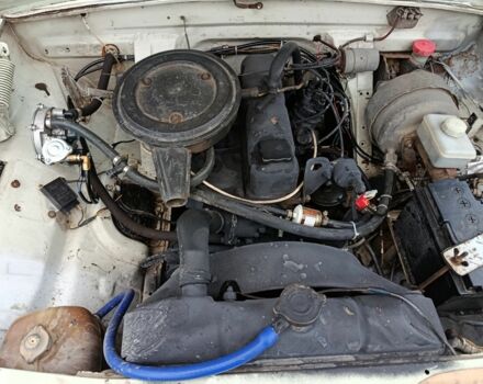 Белый ГАЗ 24, объемом двигателя 2.4 л и пробегом 200 тыс. км за 714 $, фото 6 на Automoto.ua