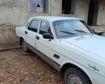 Белый ГАЗ 24, объемом двигателя 2.4 л и пробегом 200 тыс. км за 714 $, фото 2 на Automoto.ua