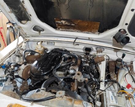 Белый ГАЗ 24, объемом двигателя 2.4 л и пробегом 190 тыс. км за 608 $, фото 13 на Automoto.ua