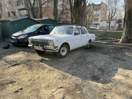 Белый ГАЗ 24, объемом двигателя 2.4 л и пробегом 200 тыс. км за 1100 $, фото 1 на Automoto.ua