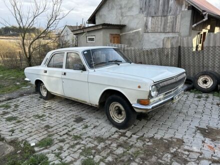 ГАЗ 24 1990 в Городке на Automoto.ua Белый ГАЗ 24, объемом двигателя 2.5 л и пробегом 100 тыс. км за 750 $, фото 1 на Automoto.ua