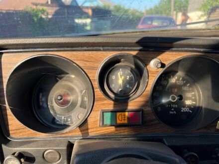 Белый ГАЗ 24, объемом двигателя 2.4 л и пробегом 300 тыс. км за 225 $, фото 1 на Automoto.ua
