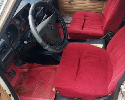 Бежевый ГАЗ 24, объемом двигателя 2.5 л и пробегом 28 тыс. км за 596 $, фото 4 на Automoto.ua