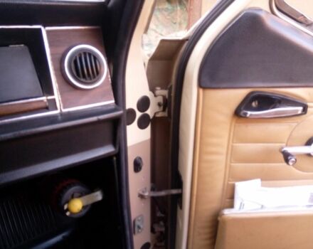 Бежевий ГАЗ 24, об'ємом двигуна 2.4 л та пробігом 110 тис. км за 5000 $, фото 17 на Automoto.ua