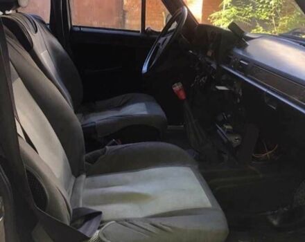 Серый ГАЗ 24, объемом двигателя 2.4 л и пробегом 280 тыс. км за 938 $, фото 5 на Automoto.ua