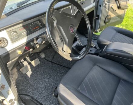 Серый ГАЗ 24, объемом двигателя 2.4 л и пробегом 150 тыс. км за 3527 $, фото 6 на Automoto.ua