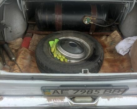 Серый ГАЗ 24, объемом двигателя 2 л и пробегом 70 тыс. км за 692 $, фото 6 на Automoto.ua