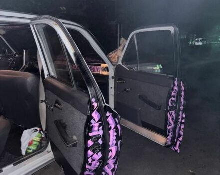 Сірий ГАЗ 24, об'ємом двигуна 2.4 л та пробігом 260 тис. км за 1000 $, фото 3 на Automoto.ua