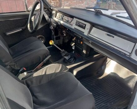 Серый ГАЗ 24, объемом двигателя 2.4 л и пробегом 49 тыс. км за 1000 $, фото 4 на Automoto.ua