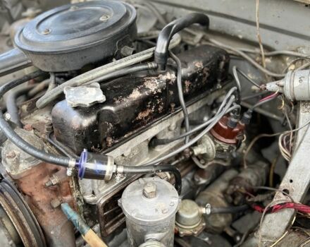 Серый ГАЗ 24, объемом двигателя 2.4 л и пробегом 150 тыс. км за 1100 $, фото 3 на Automoto.ua