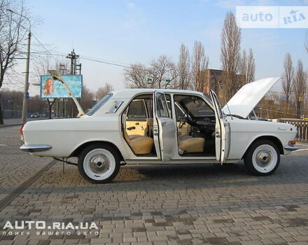 Белый ГАЗ 2401, объемом двигателя 2.5 л и пробегом 74 тыс. км за 12000 $, фото 2 на Automoto.ua