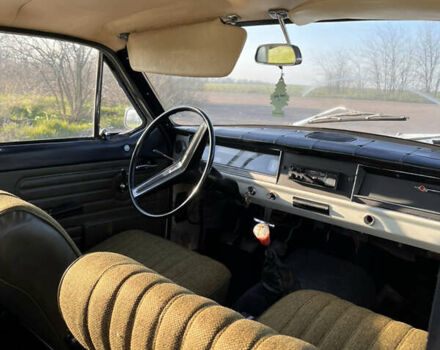 Белый ГАЗ 24 Волга, объемом двигателя 2.4 л и пробегом 70 тыс. км за 3000 $, фото 9 на Automoto.ua