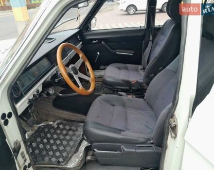 Белый ГАЗ 24 Волга, объемом двигателя 2.3 л и пробегом 100 тыс. км за 2500 $, фото 10 на Automoto.ua